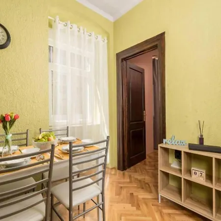 Karesa -rijeka * רייקה